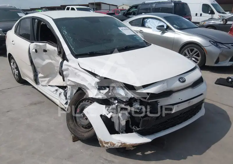 2021 KIA Rio фото