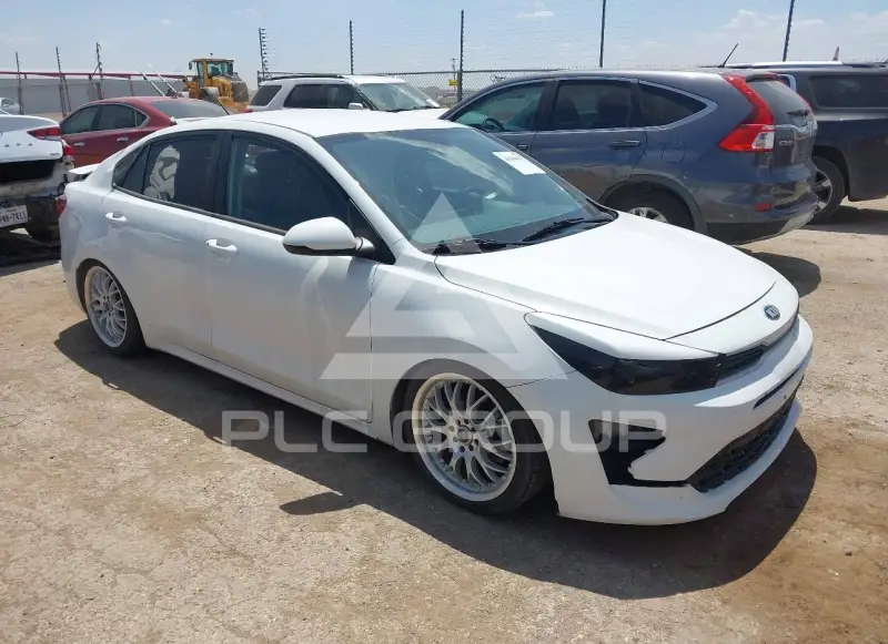 2021 KIA Rio фото