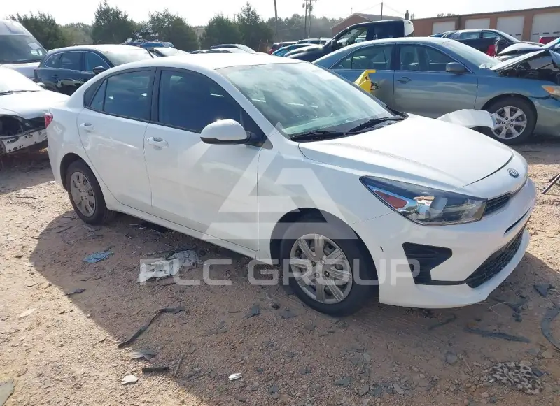 2021 KIA Rio фото
