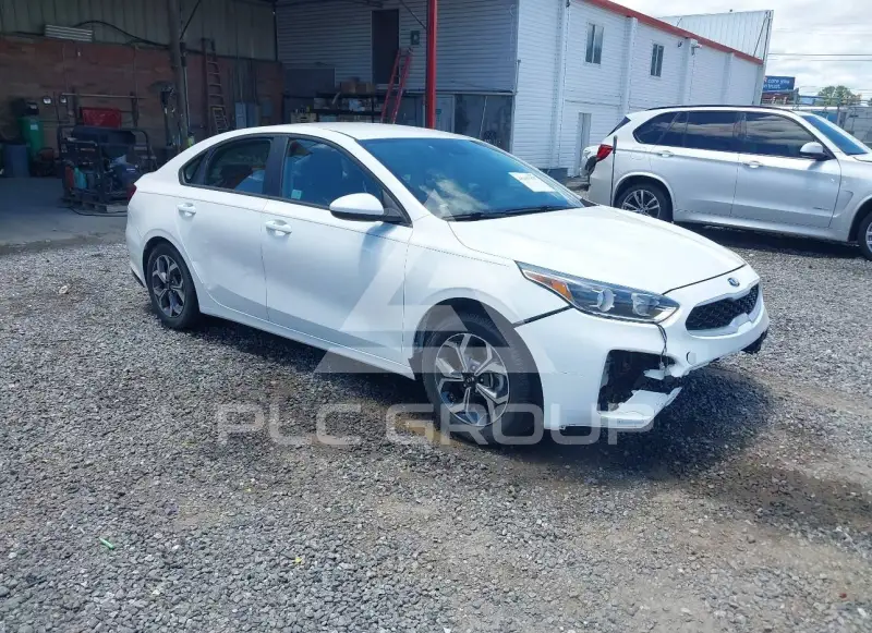 2021 KIA Forte photo