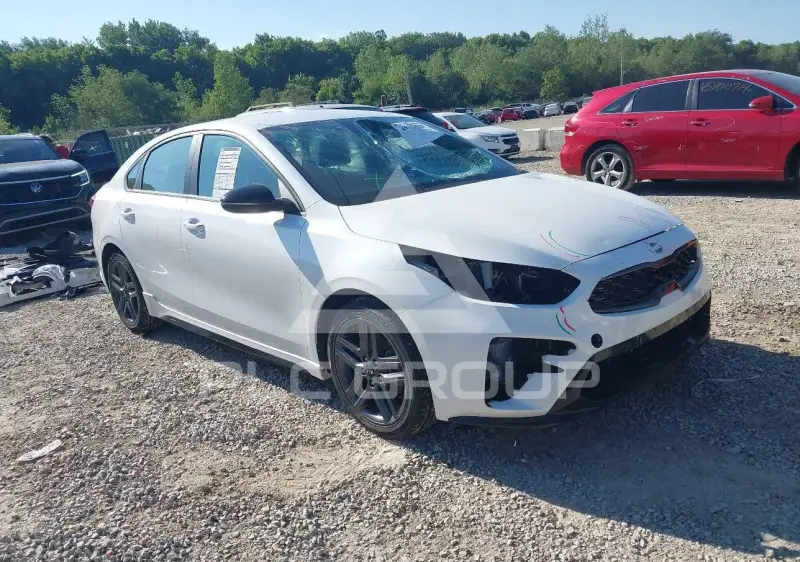 2021 KIA Forte photo