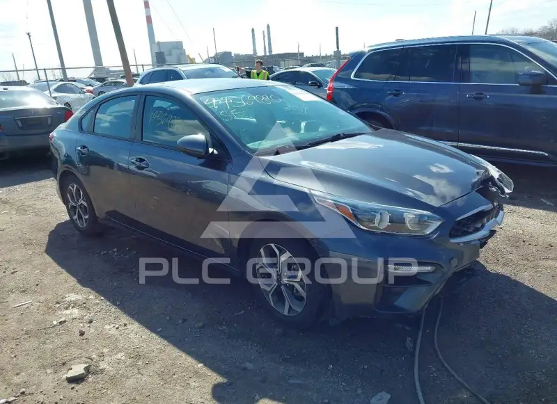 2021 KIA Forte photo
