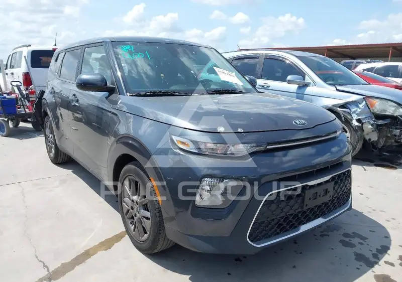 2021 KIA Soul photo