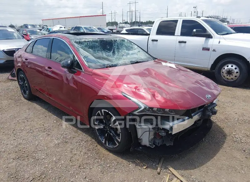 2021 KIA K5 photo