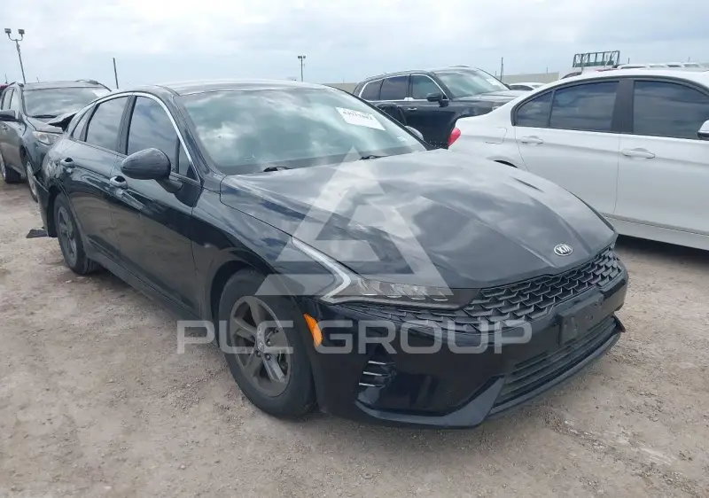 2021 KIA K5 photo
