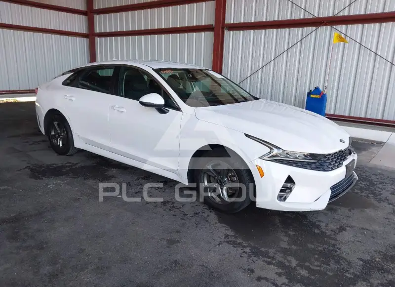 2021 KIA K5 photo
