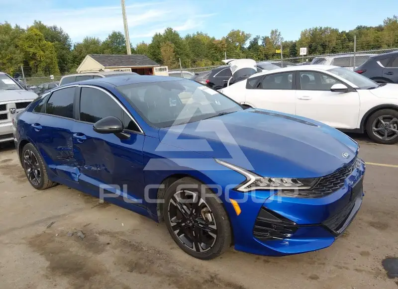2021 KIA K5 photo