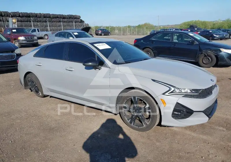 2021 KIA K5 фото
