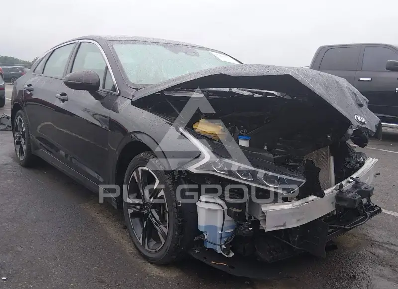 2021 KIA K5 фото