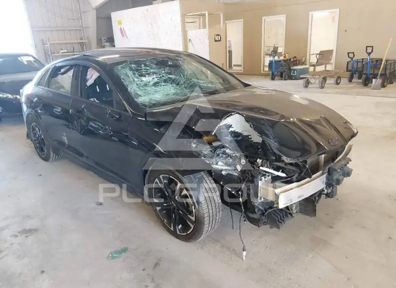 2021 KIA K5 фото