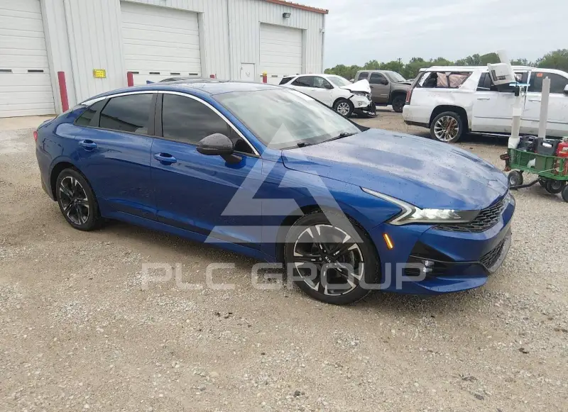 2021 KIA K5 photo