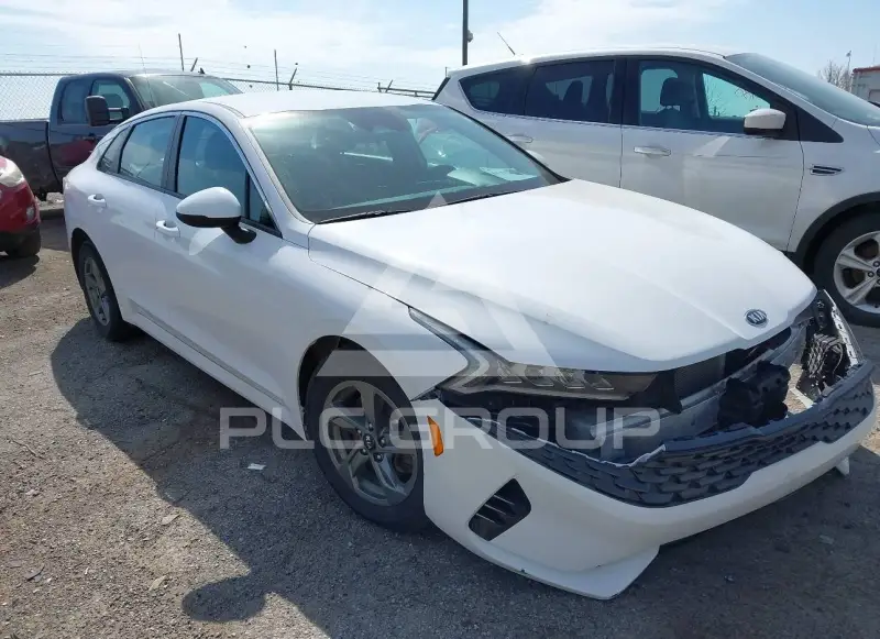 2021 KIA K5 photo