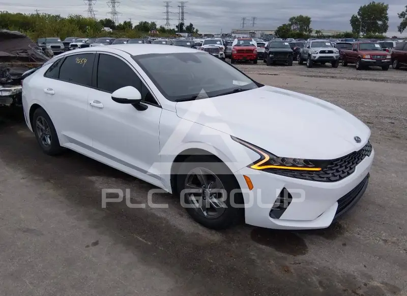 2021 KIA K5 photo