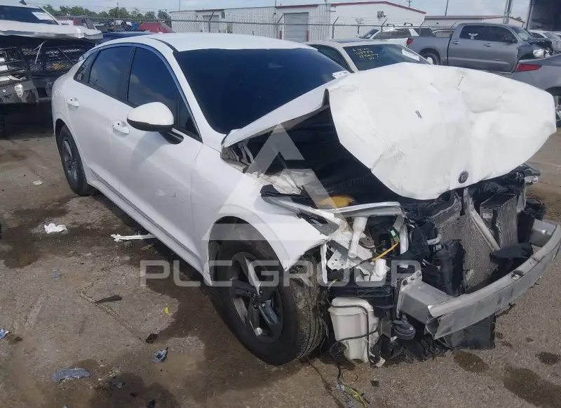 2021 KIA K5 фото