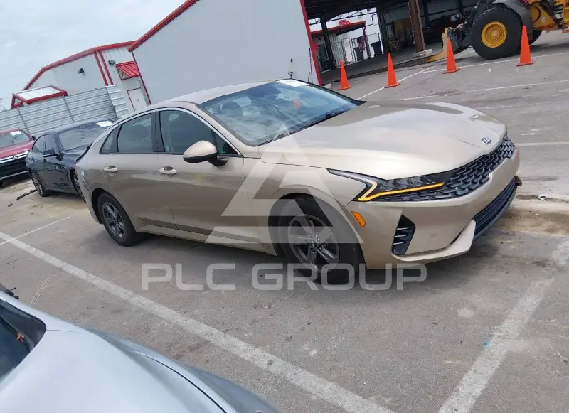 2021 KIA K5 photo