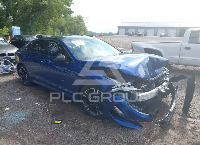 2021 KIA K5 фото