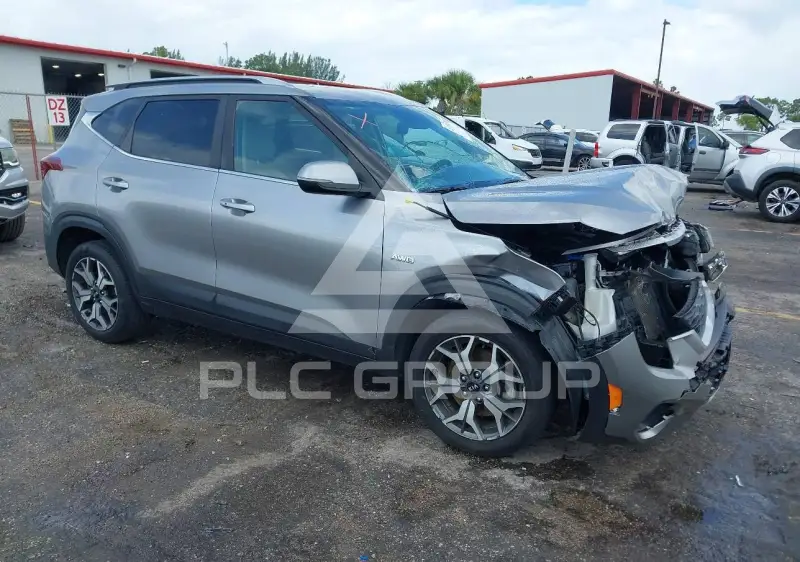 2021 KIA Seltos photo
