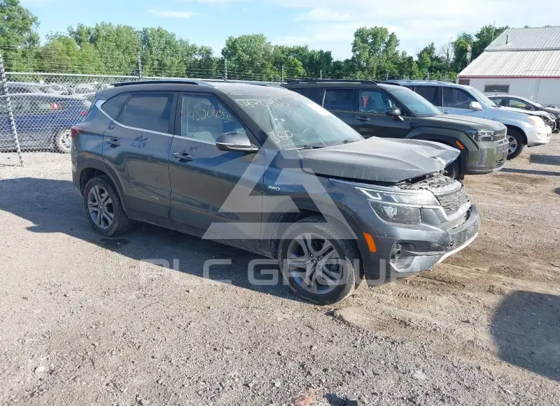 2021 KIA Seltos photo