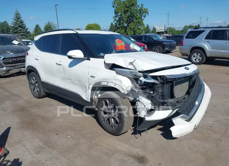 2021 KIA Seltos photo