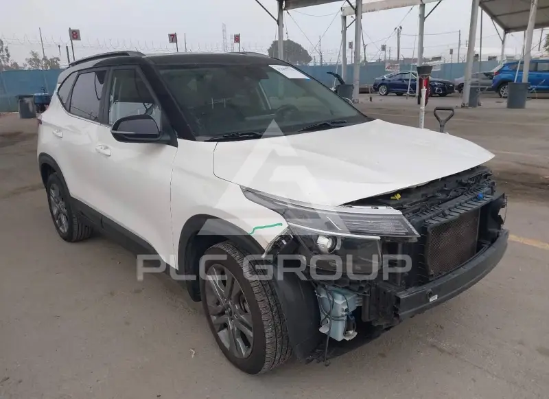2021 KIA Seltos фото