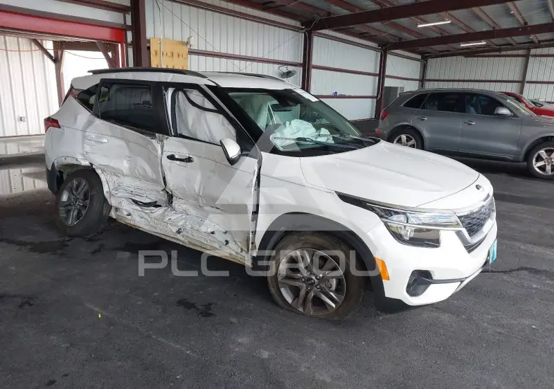 2021 KIA Seltos фото