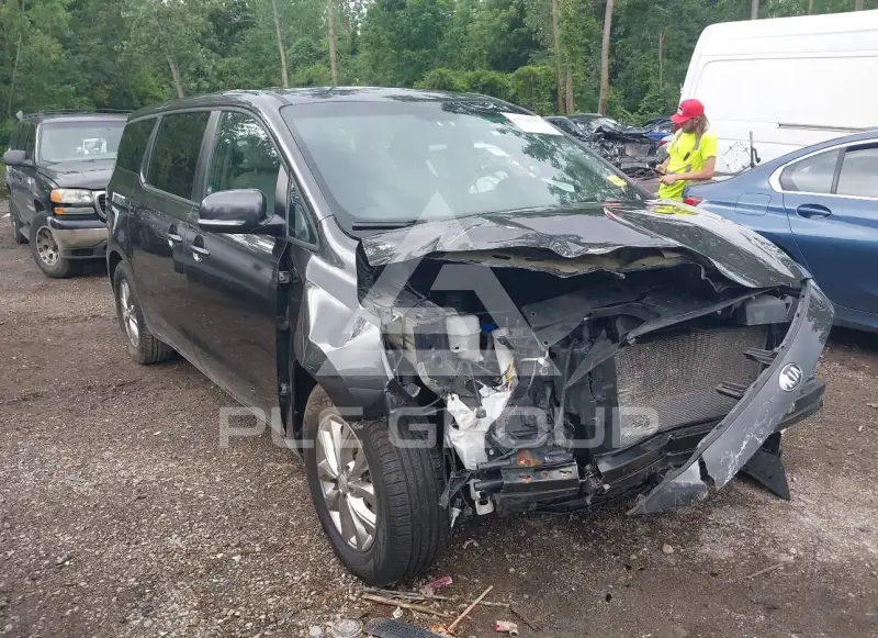 2021 KIA Sedona фото