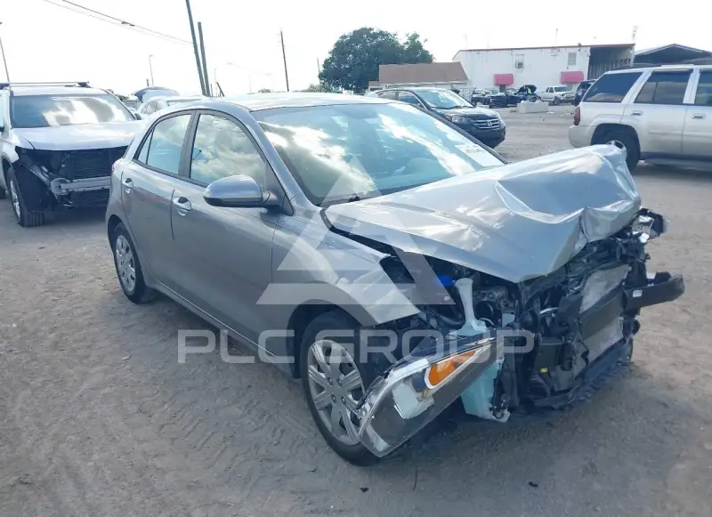 2021 KIA Rio photo
