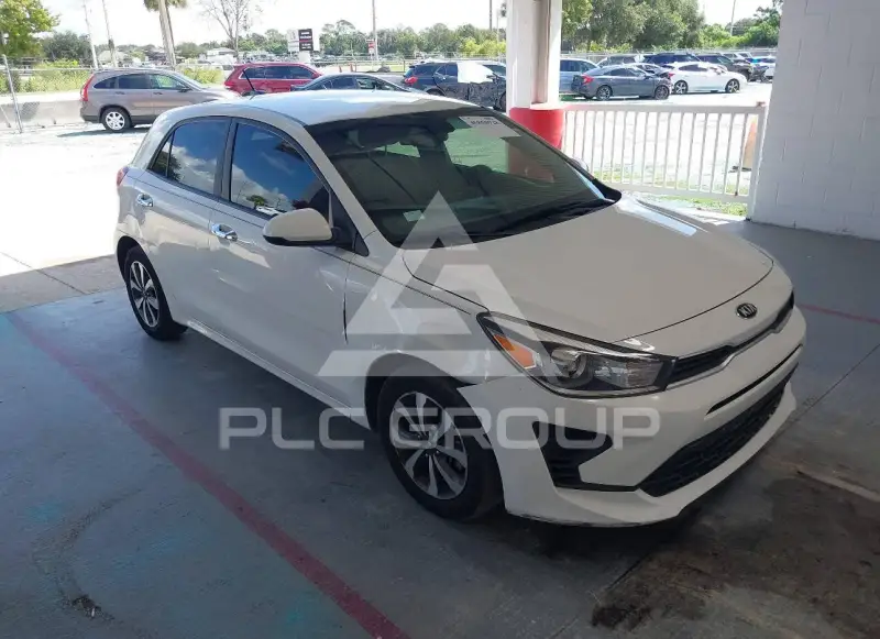 2021 KIA Rio фото