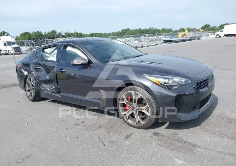 2021 KIA Stinger photo