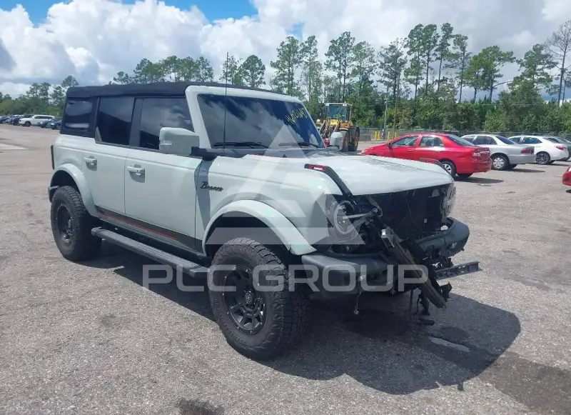 2021 Ford BRONCO photo