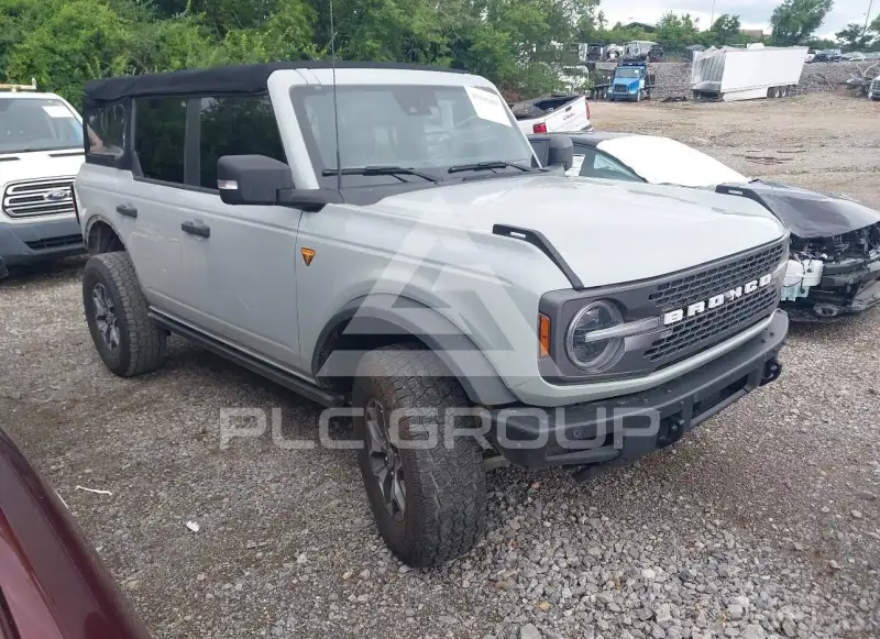 2021 Ford BRONCO фото