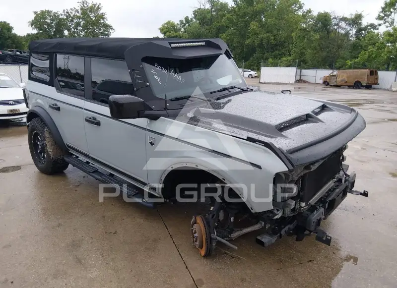 2021 Ford BRONCO фото