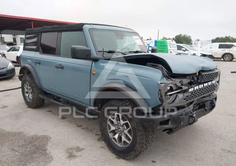2021 Ford BRONCO фото