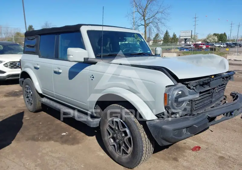 2021 Ford BRONCO фото
