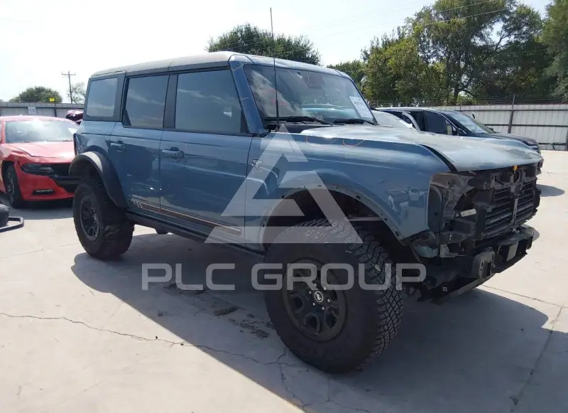 2021 Ford BRONCO фото