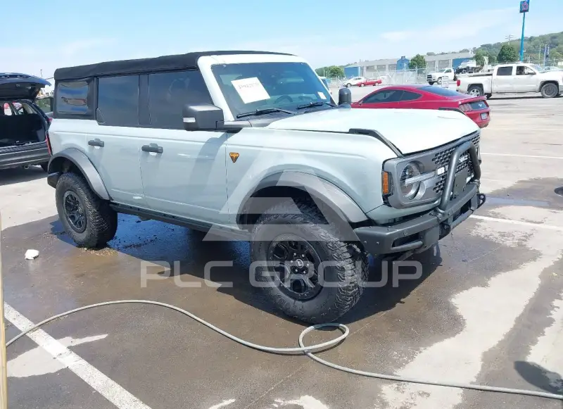 2021 Ford BRONCO фото
