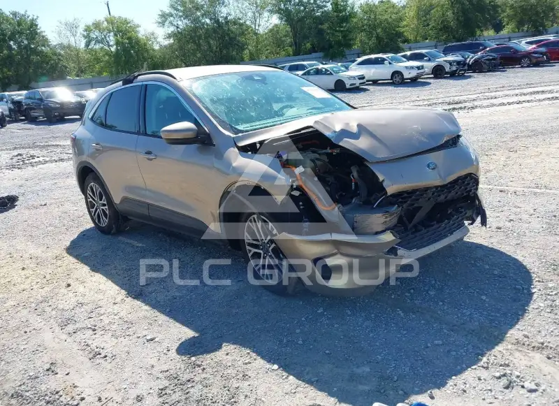 2021 Ford ESCAPE photo