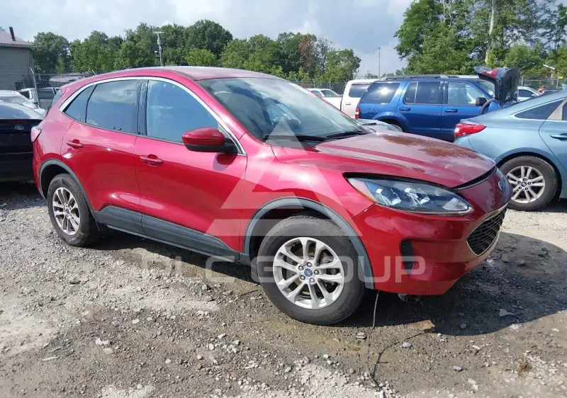 2021 Ford ESCAPE photo