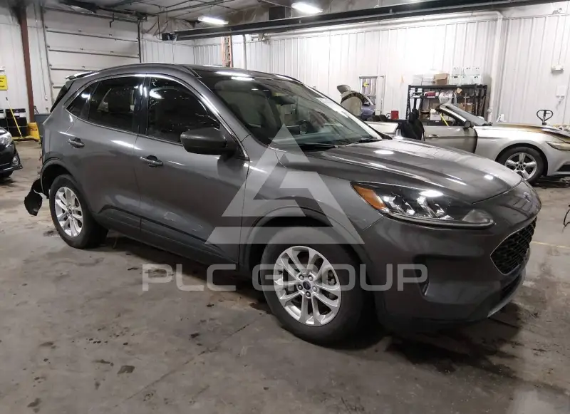 2021 Ford ESCAPE фото