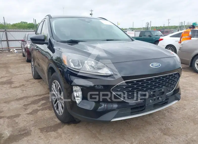 2021 Ford ESCAPE фото