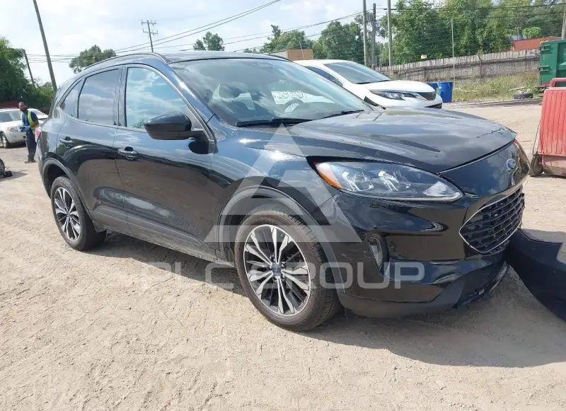 2021 Ford ESCAPE фото