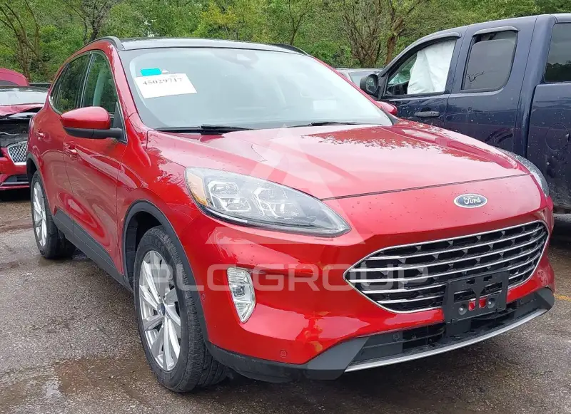 2021 Ford ESCAPE photo