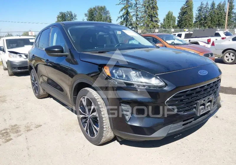 2021 Ford ESCAPE фото