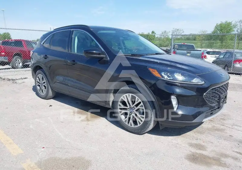 2021 Ford ESCAPE фото