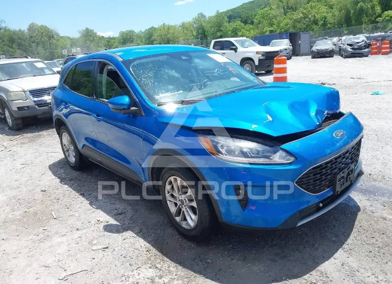 2021 Ford ESCAPE photo