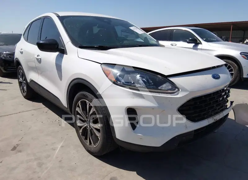 2021 Ford ESCAPE фото