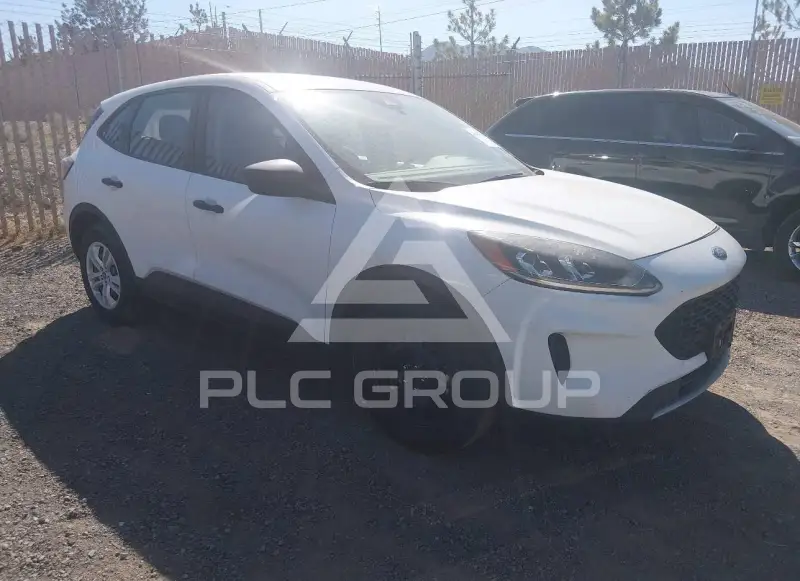 2021 Ford ESCAPE photo