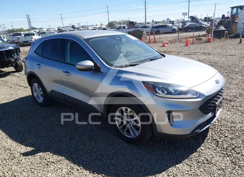 2021 Ford ESCAPE photo