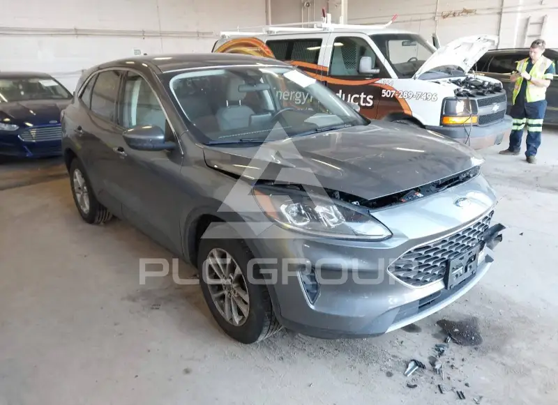 2021 Ford ESCAPE фото