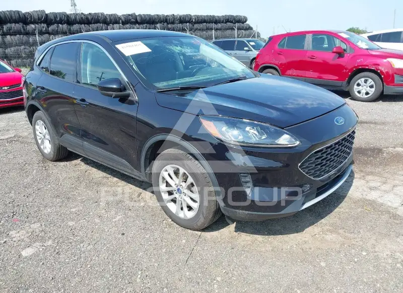 2021 Ford ESCAPE фото